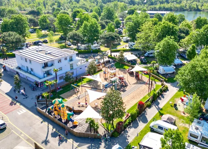 Kemp Campofelice Village 5*