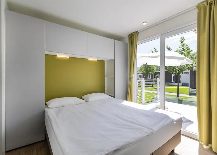 Kemp Campofelice Village Tenero-Contra